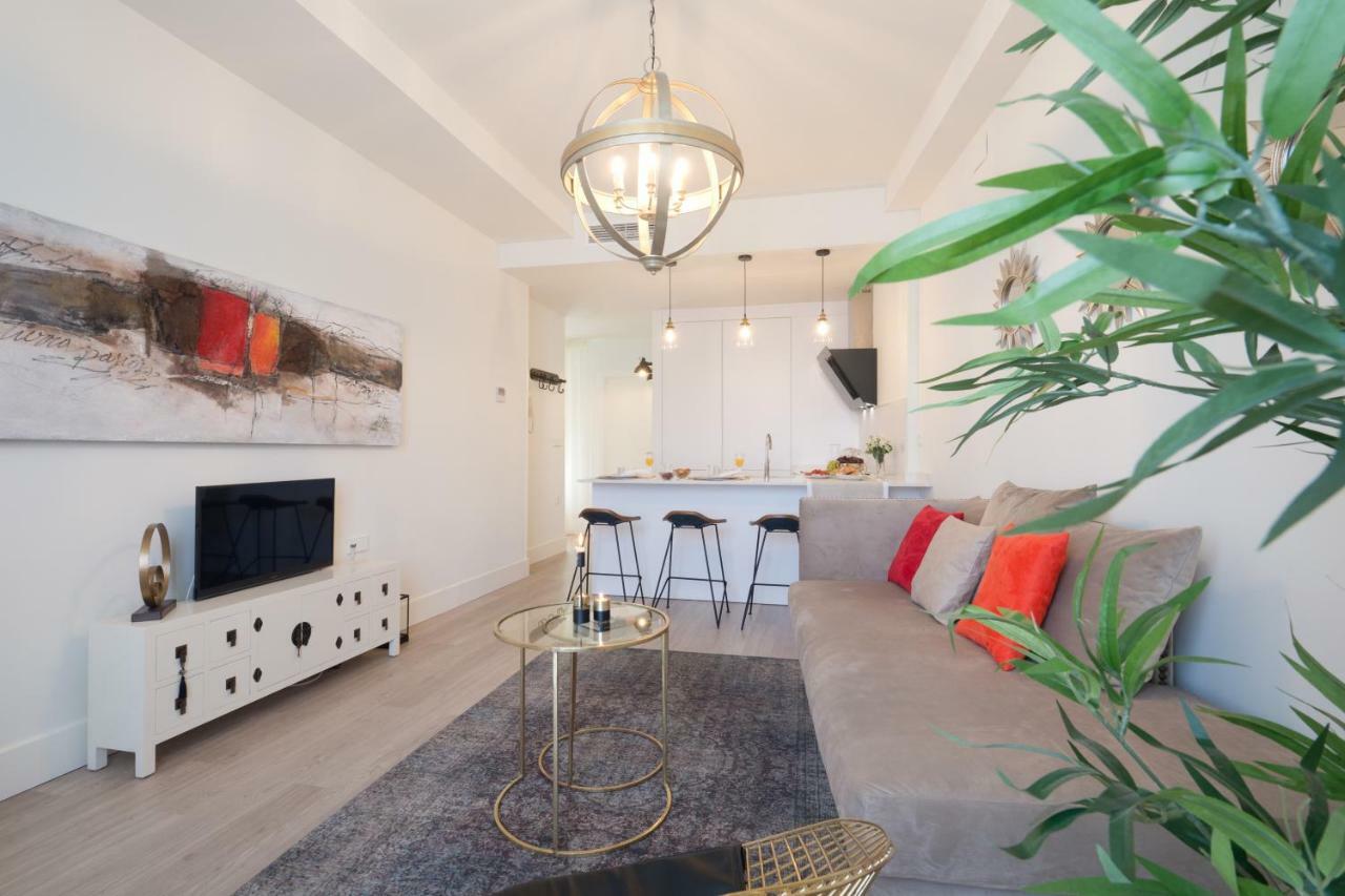 Central Deluxe Apartments Granada Eksteriør billede