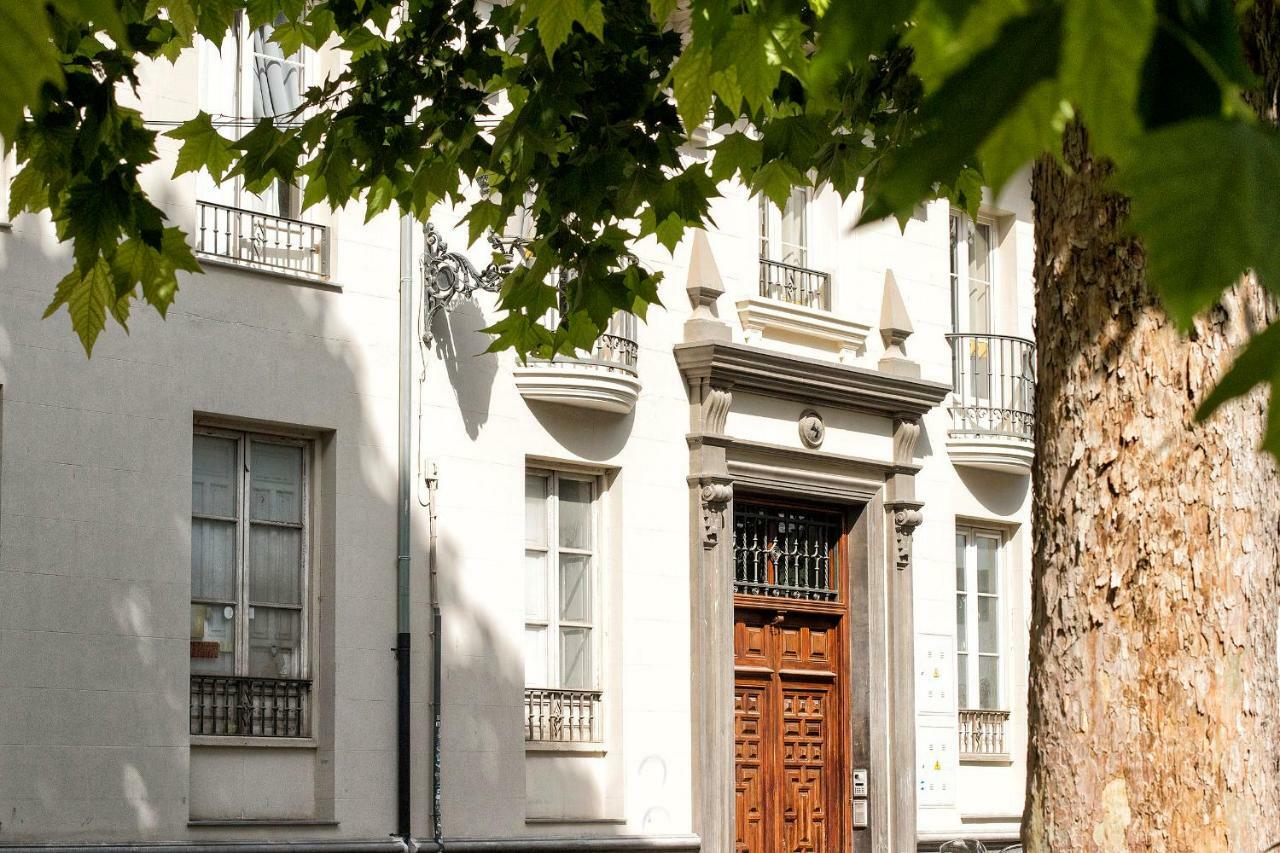 Central Deluxe Apartments Granada Eksteriør billede