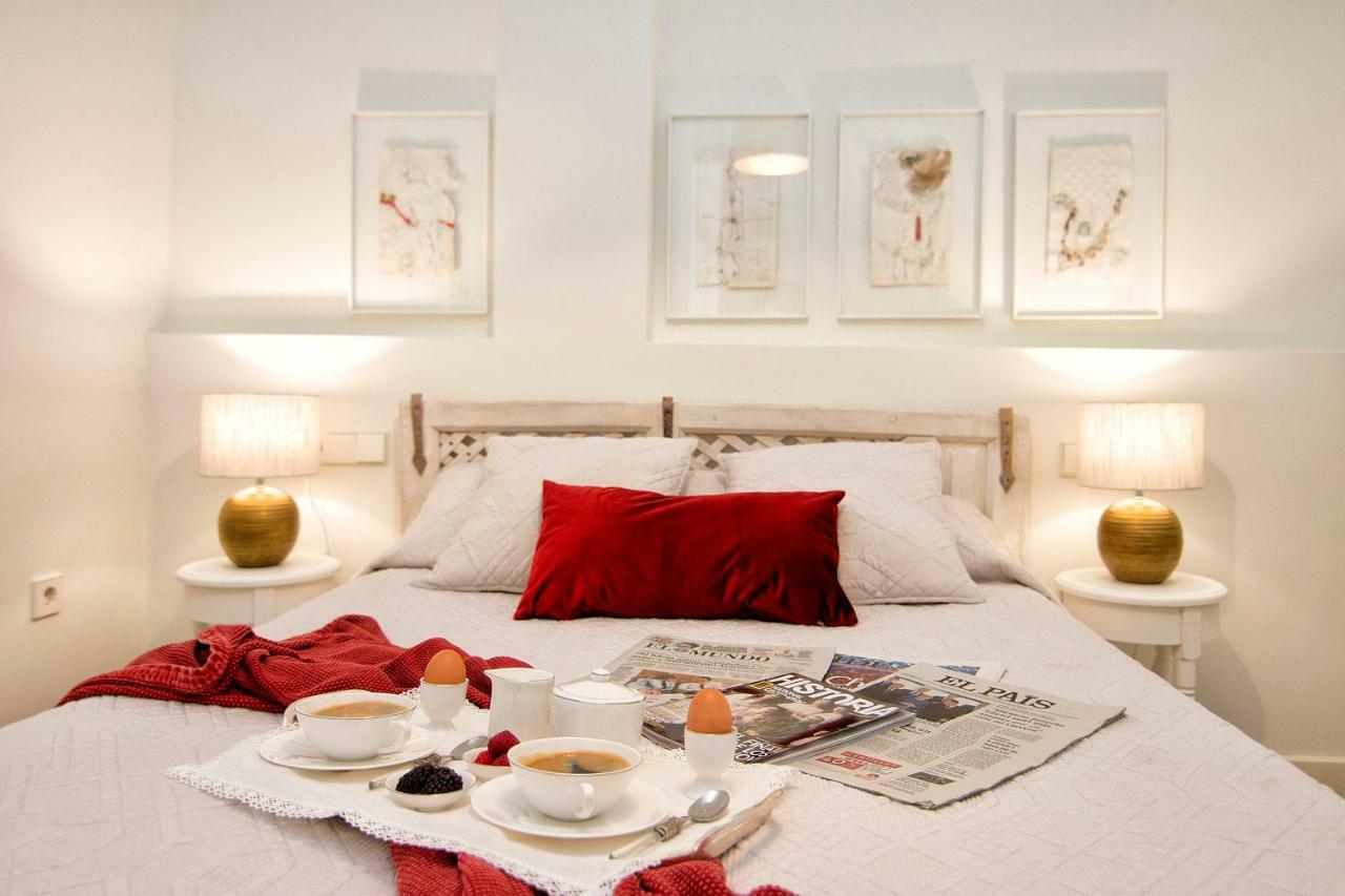 Central Deluxe Apartments Granada Eksteriør billede