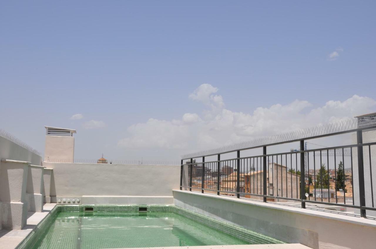 Central Deluxe Apartments Granada Eksteriør billede